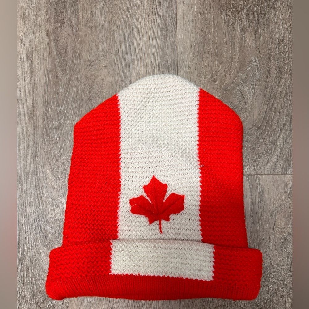 Canada flag embroidered  vintage beanie